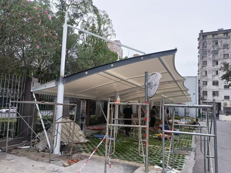六安厂区仓储推拉雨棚哪家靠谱？可伸缩推拉棚生产安装公司-1
